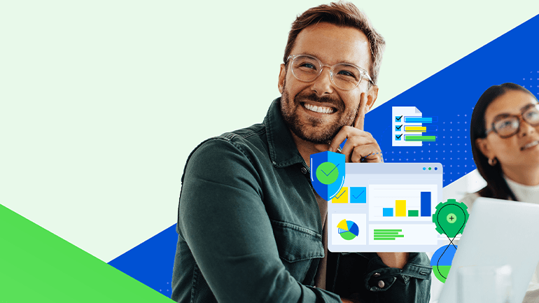 9EssentialNetworkMonitoringTools_770x433 Man wearing glasses posing in front of a green and blue background